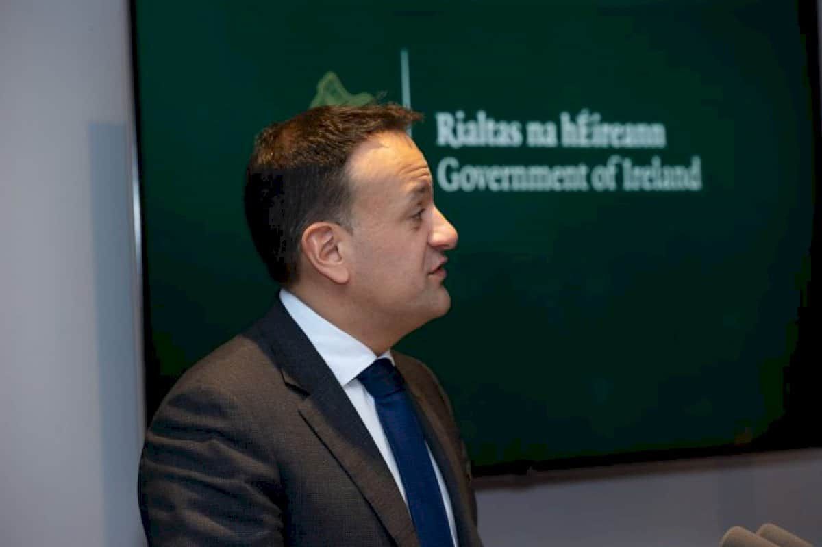 <a-href="https://tuairisc.ie"-class="credit-tuairisc"-target="-blank"-rel="noopener-noreferrer"></a>-iarrtha-ag-an-taoiseach-ar-dhaoine-gan-eolas-neamhdheimhnithe-a-scaipeadh-ar-whatsapp